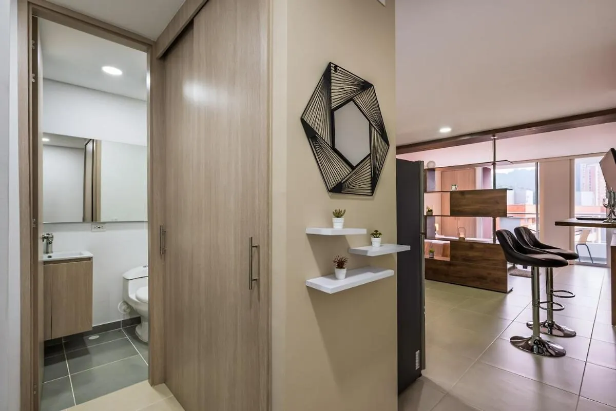 Apartasuite Sabaneta City View Parking
